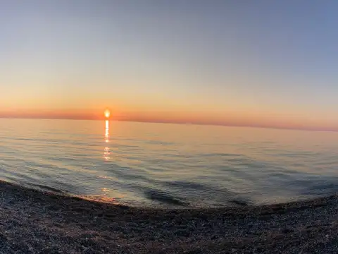 Черное море в 5-и минутах ходьбы пешком